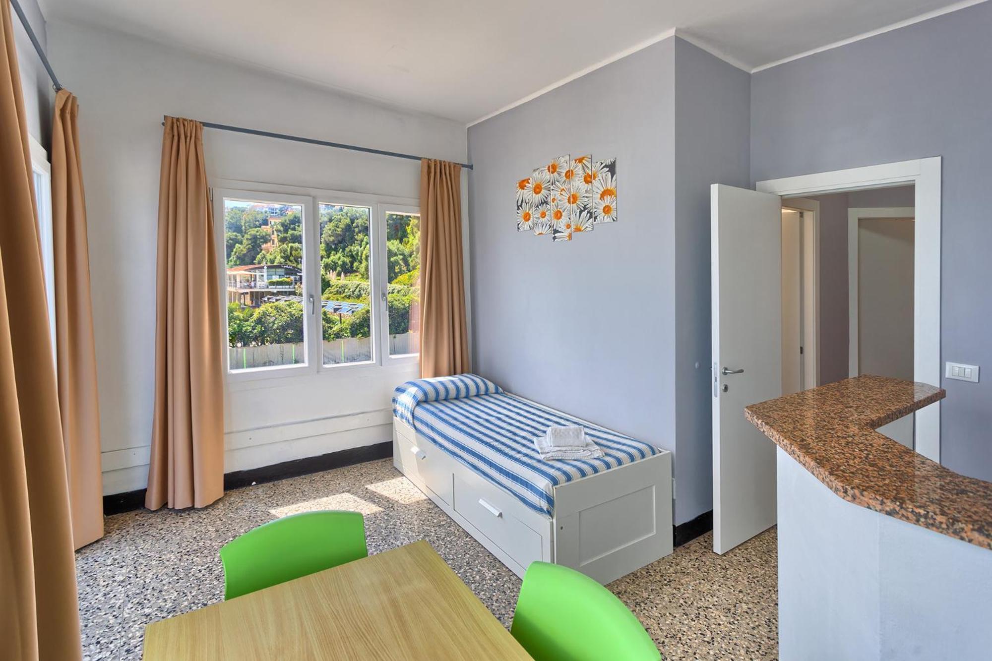 Blue Beach Bussana Nuova Luaran gambar